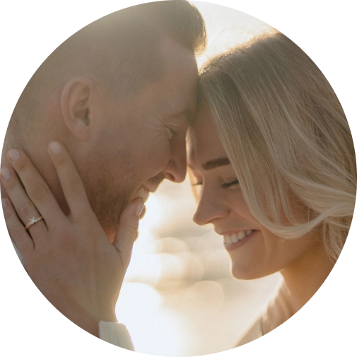 Romantic couple photoshoot in Barcelona at golden hour — engagement and couple photographer Barcelona
