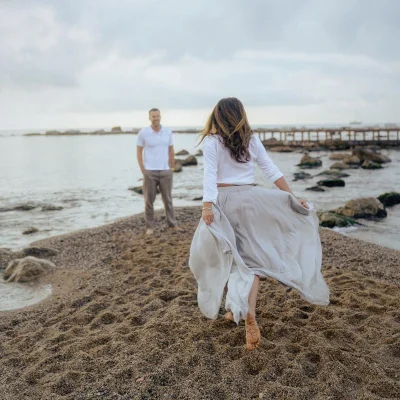 Engagement Photosession Gabrielle & Joe at Barcelona Beach