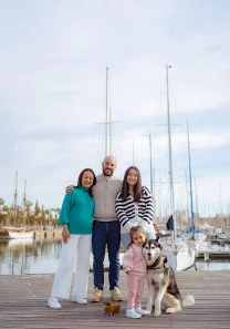 Family lifestyle photoshoot in Barcelona with dog and children