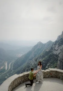Surprise proposal photoshoot in Barcelona mountains with panoramic view